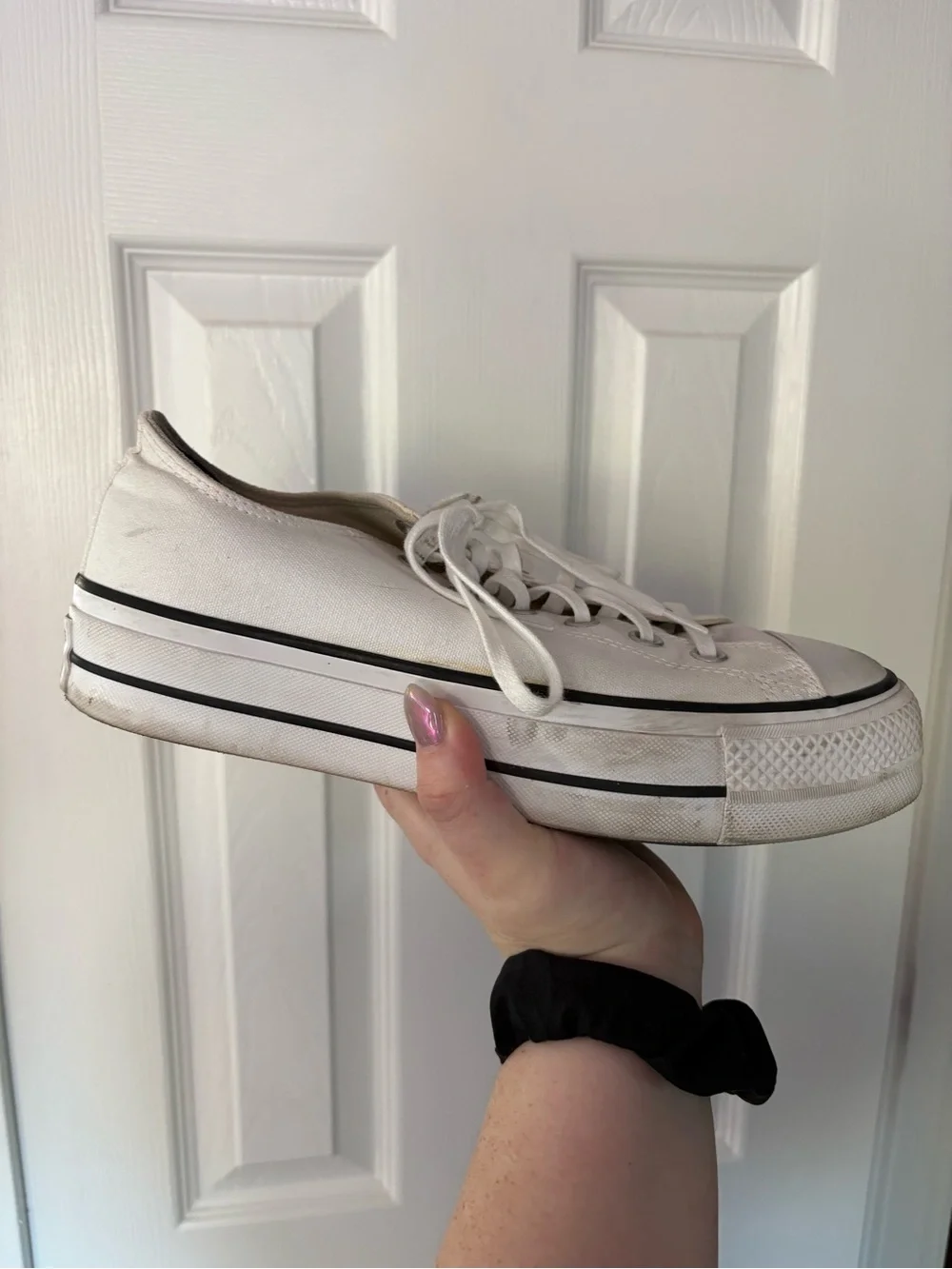Converse All Stars White Low-Top Canvas Sneakers
